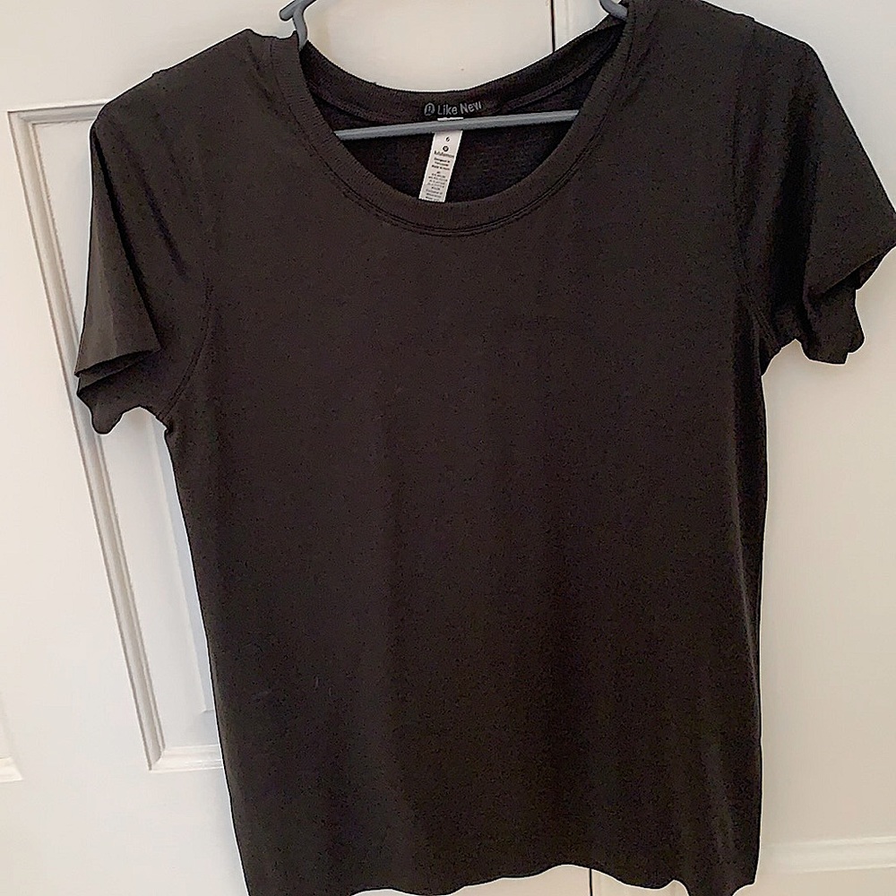 ⚡️Lululemon Swiftly Tech Size 6 Black⚡️
